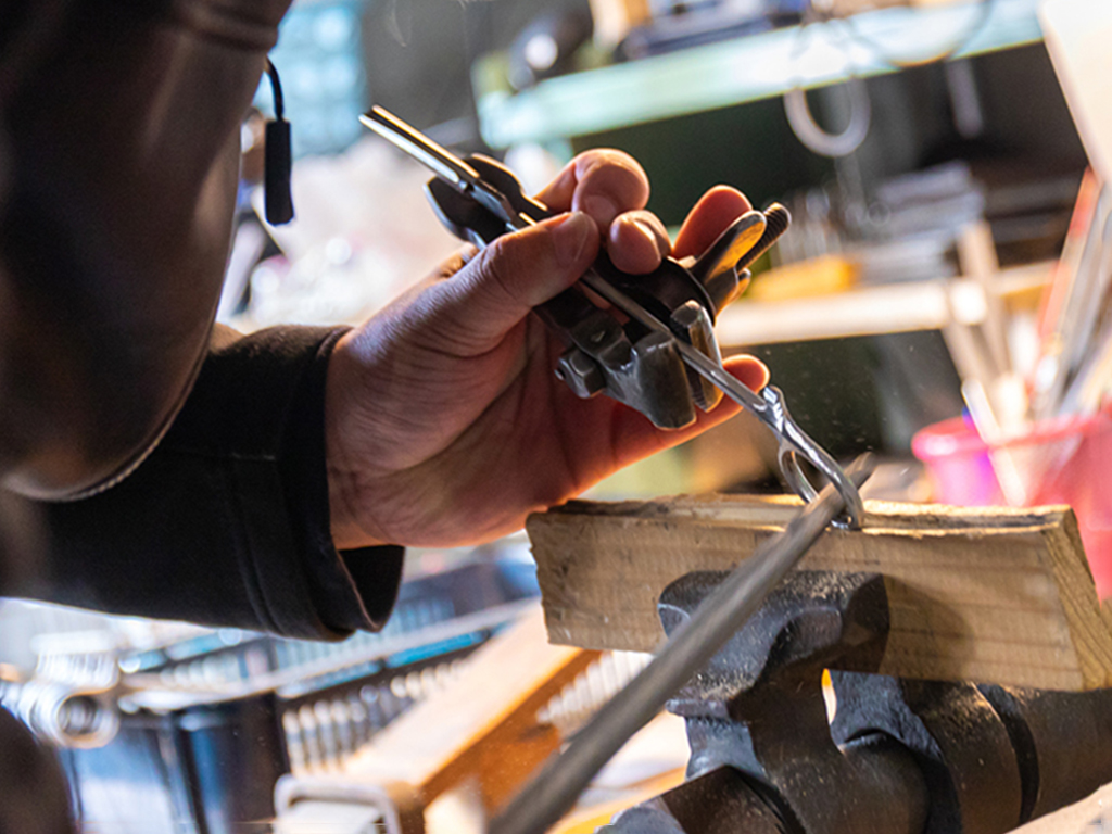 Processing Technology by Master Craftsman